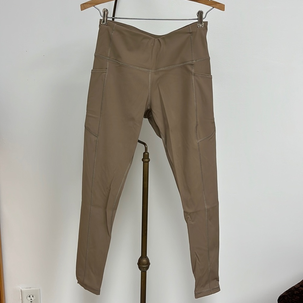 Tan athletic leggings size S